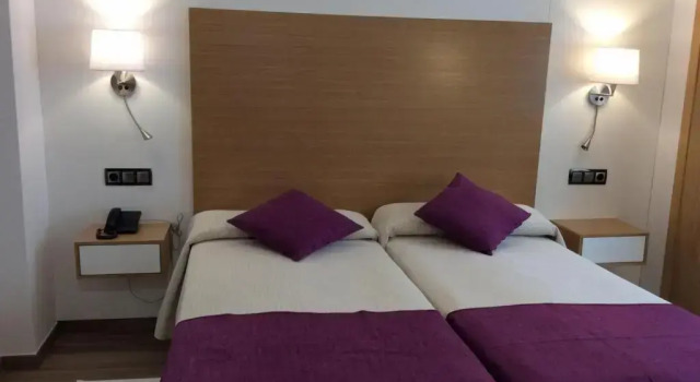 Двухместный номер Standard Hotel La Noyesa *** Superior