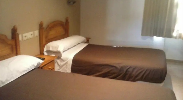 Hotel Rural El Convento, Book Hotel Hotels in Aragon with Parking, Parking