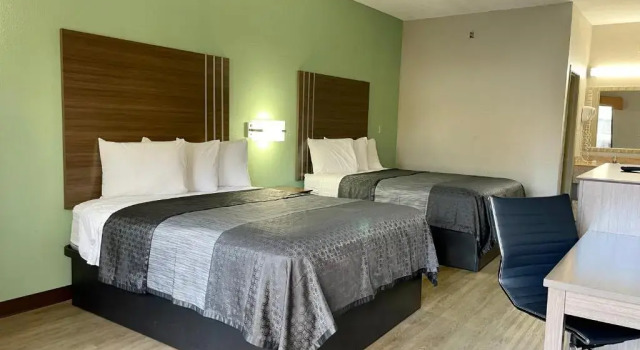 Vierer Suite Fairview Inn & Suites Mobile