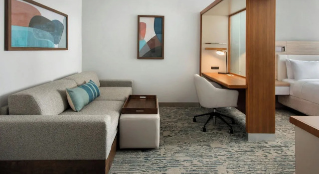 Четырёхместный люкс SpringHill Suites by Marriott Mount Laurel