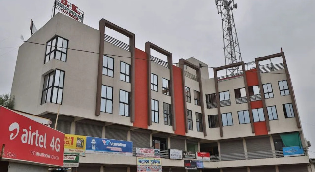 Hotel O D K Guest House, Prenota Affittacamere Anand Gujarat
