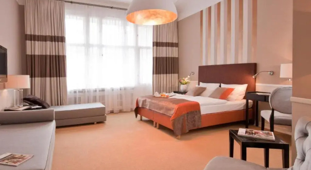 Четырёхместный номер Standard Hotel Elba am Kurfürstendamm - Design Chambers