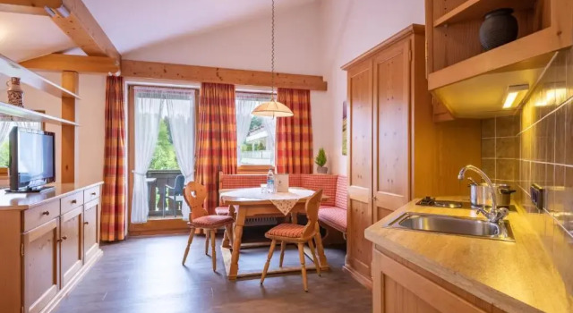 Четырёхместный номер Standard Landhotel Schwarzenbach - Wellness & Spa