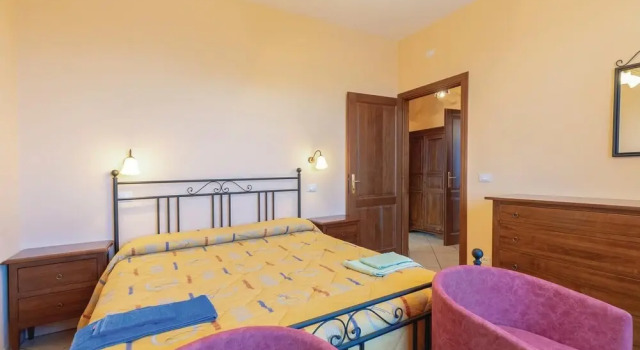 Beautiful Apartment in Castiglione del Lago With Wifi, Outdoor Swimming Pool and Outdoor Swimming Pool, Забронировать Апартаменты/квартира Отели Озера Тразимено с бассейном, Бассейн
