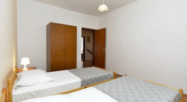 Apartment 1168