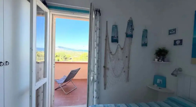 Charming Sea-view Apartment With Pool