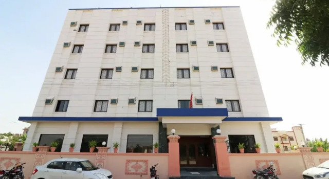 Hotel Millennium by OYO Rooms, Забронировать Отель Отели штата Раджастхана 3 звезды, 3*
