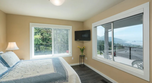 Коттедж с 5 комнатами Anchor's Retreat by Avantstay Gorgeous Clift Top Views w/ Incredible Patio