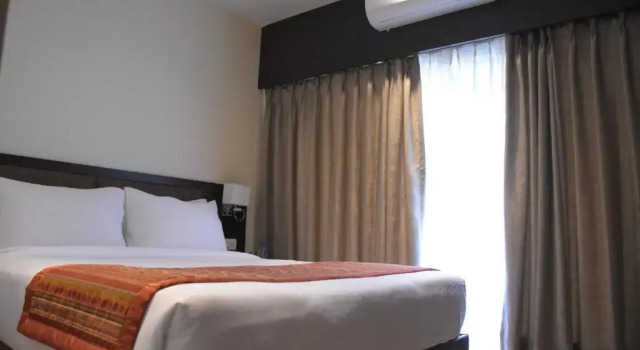 Номер Premium с видом на бассейн The Fern Sardar Sarovar Resort Ekta Nagar, Series by Marriott