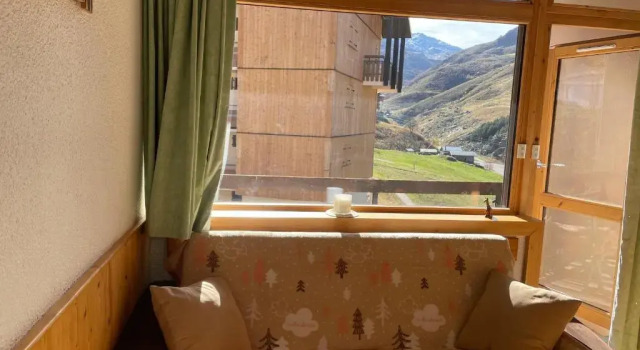 Апартаменты Appartement pour 6 personnes au pied des pistes au calme aux Menuires les Asters