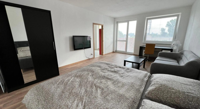 1 room Apartment with balcony, Dolezalova street, Rezervovat Apartmán Hotely v Bratislava s parkováním, Parkování