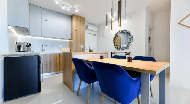 Апартаменты Dream House Apartment