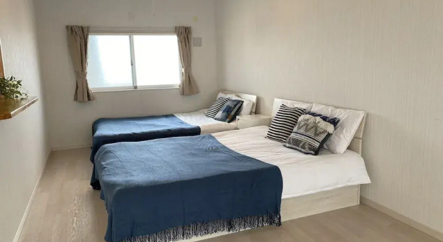 Ocean View House Churaumi, Book Hotel Motobu , nær Emerald Beach