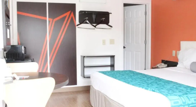 Номер Standard Howard Johnson by Wyndham Lake George