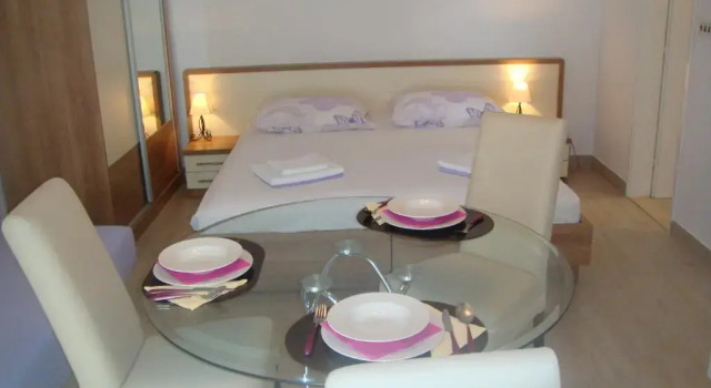 Студия Apartments Topo