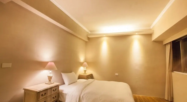 Трёхместный номер Standard с балконом Chihpen Hotel Royal Kingdom
