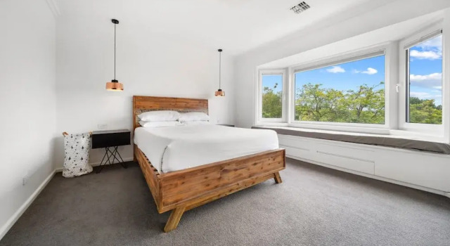 4-bed Family Home With Spacious Backyard and BBQ, Buchen Sie Ferienwohnung Tuggeranong New South Wales