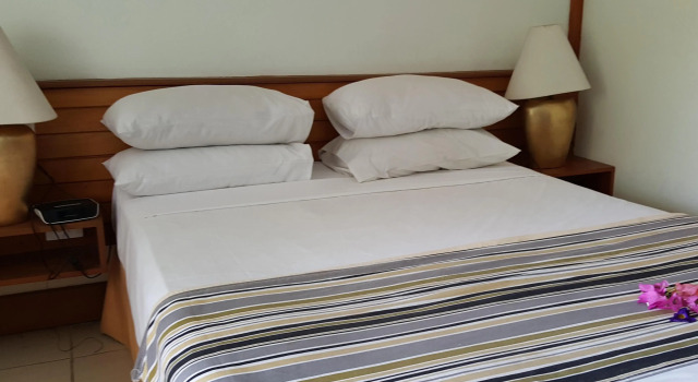 Семейный номер Deluxe Hexagon International Hotel, Villas & Spa