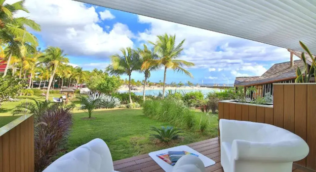Четырёхместный номер Standard с видом на море La Creole Beach Hotel & Spa