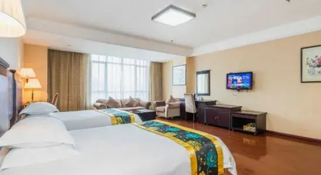 Двухместный номер Superior Linhai Double Dove Peace International Hotel