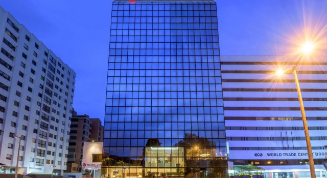 NH Collection Bogota WTC Royal, Забронировать Отель Отели Богота 5 звезд, рядом с Парк 93, 5*