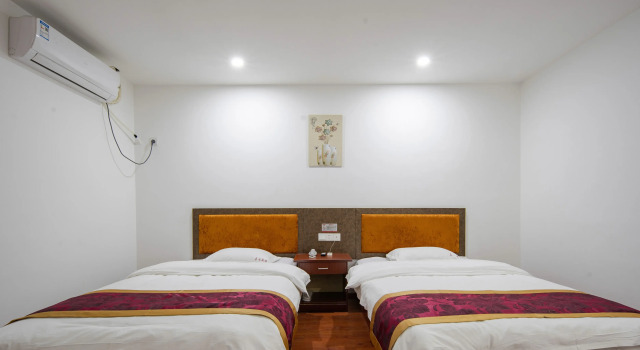 Jiayuan Hotel, Prenota Hotel Hotel a Jiaxing con parcheggio, Parcheggio