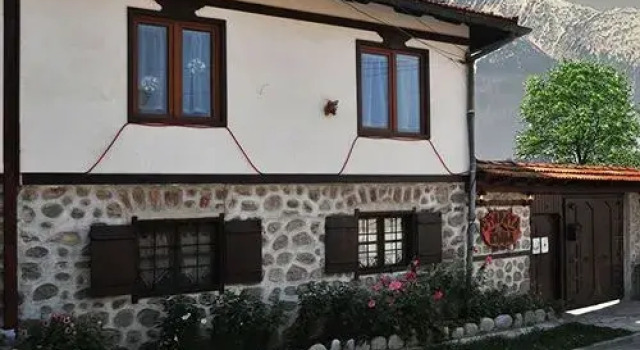 Old House 1980, Prenota Hotel Hotel a Blagoevgrad con parcheggio, Parcheggio