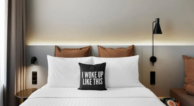 Номер Standard Moxy Alfragide Lisboa