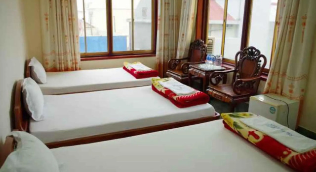 Трёхместный номер Standard Hotel 8 3