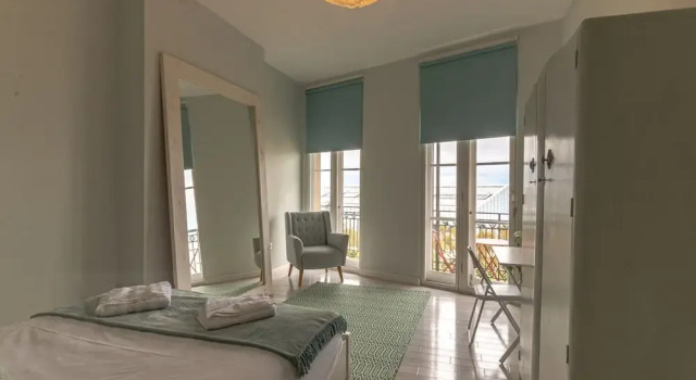 Seaview Apt Turner Contemporary Margate By Adliv