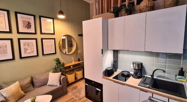 Downtown studio-loft, Забронировать Отель Отели Констанцы с парковкой, рядом с Площадь Овидия, Парковка