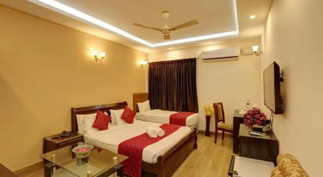 Номер Luxury Hotel Windsor Castle Inn