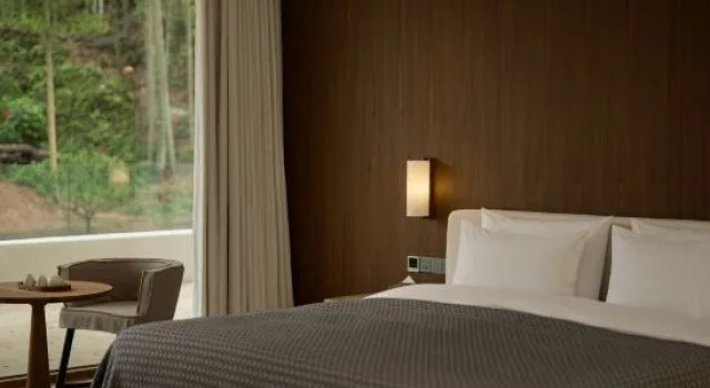 Люкс с красивым видом из окна Boyue Zhenpin Hotel (Linhai Lucheng Road)