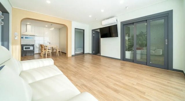 Namhae U9Stay, Забронировать Гостевой дом Намхэ Кёнсан-Намдо, рядом с Сад Соми