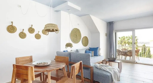 Апартаменты Apartamentos Castaví