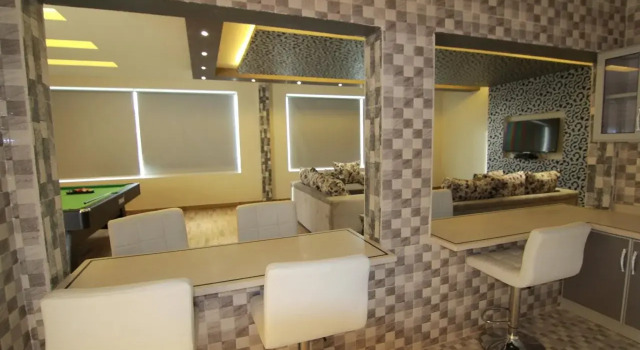Elite Suites - Al Hamra, Забронировать Отель Отели Джидды с парковкой, рядом с Jeddah Chamber of Commerce &amp; Industry, Парковка