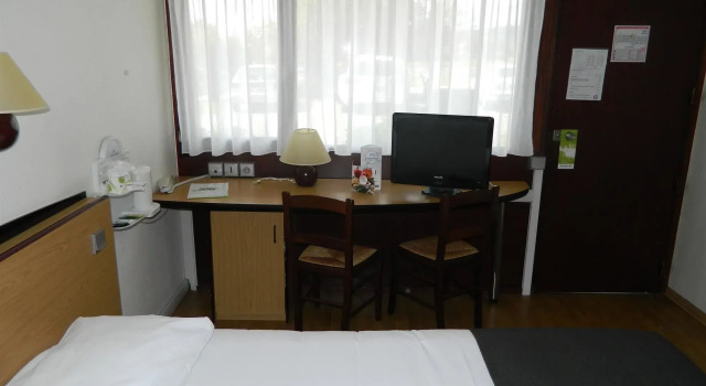 Campanile Epernay - Dizy 51530, Prenota Hotel Hotel a Aquitania con colazione, Colazione