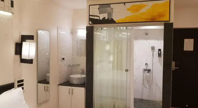 Hotel surya dev residency, Rezervovat Hotel Gandhi nagar 