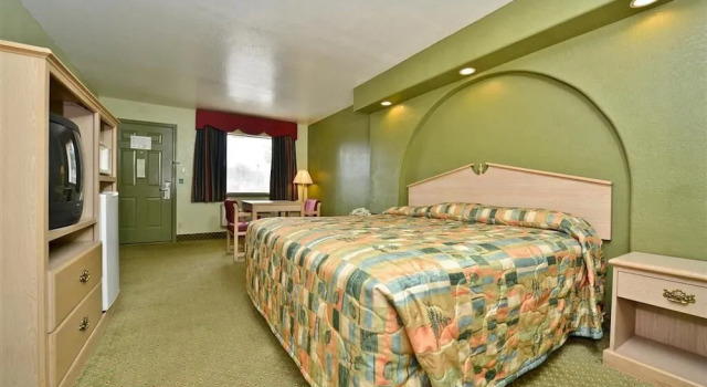 Номер Classic Budget Inn