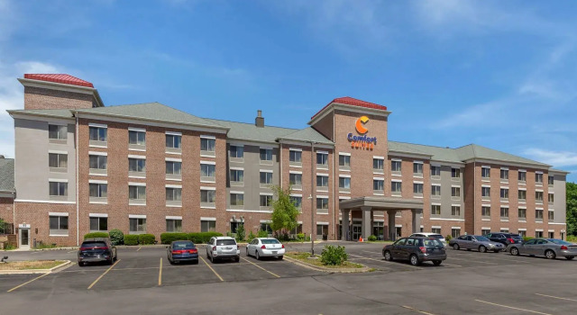 Holiday Inn Express & Suites Milwaukee NW - Park Place, an IHG Hotel, Réserver Hôtel Hôtels SPA à Milwaukee, SPA