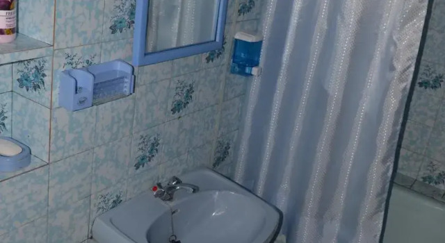 Guest House Slavyanka, Rezerwuj Pensjonat Hotele w Imereti z parkingiem, Parking