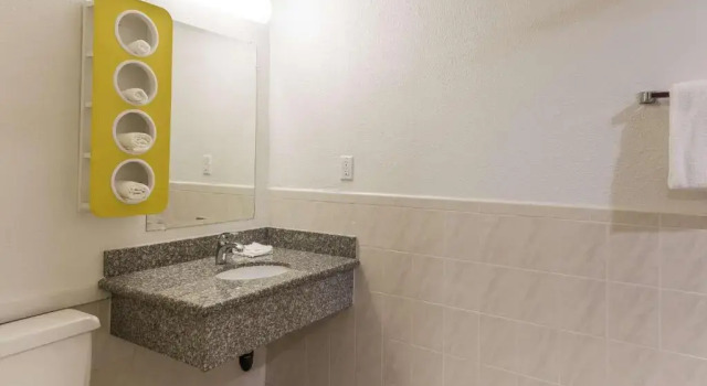 Четырёхместный номер Standard Motel 6-Concord, CA