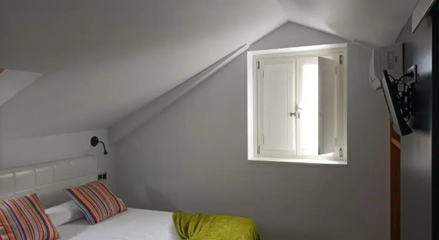 Casa Mar da Vila, Забронировать Отель Нойя А-Корунья, рядом с Церковь Св. Мартина