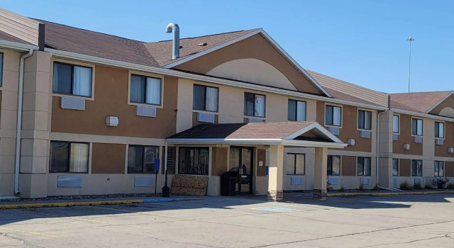 Четырёхместный номер Standard Travelodge by Wyndham Fargo