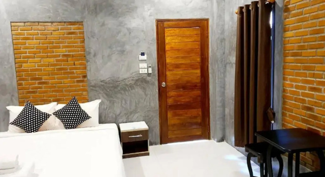 Номер Deluxe B-tel Chomthong resort Chiang mai
