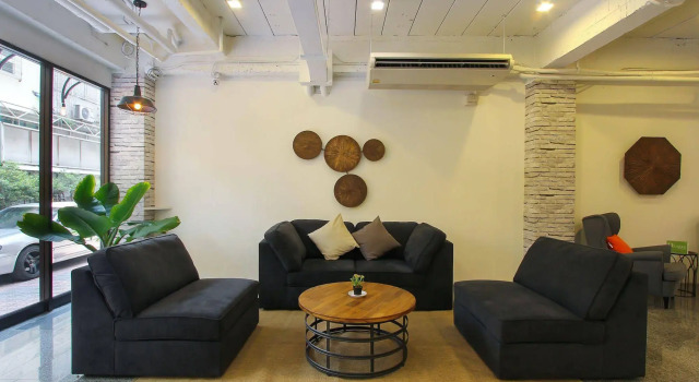 Pula Silom