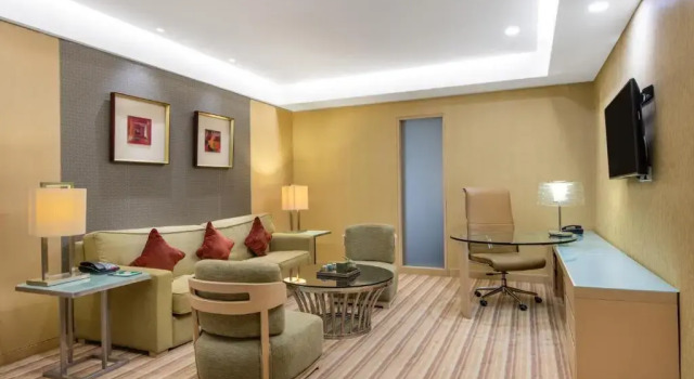 Люкс Deluxe Qingdao  Parkview Holiday Hotel