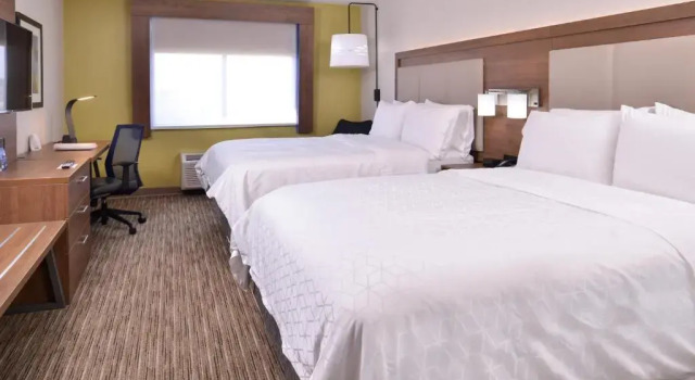 Двухместный люкс c 1 комнатой Holiday Inn Express Hotel and Suites Mesquite by IHG