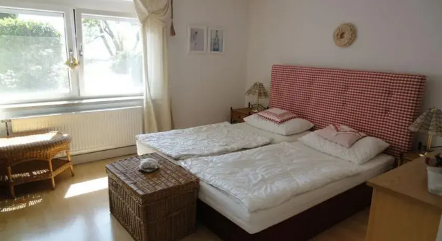 Holiday Apartment Krumpendorf, Rezerwuj Apartament Hotele w Karyntia z parkingiem, Parking