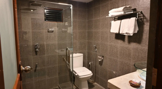 Двухместный номер Deluxe с балконом Guruge King's Island Resort